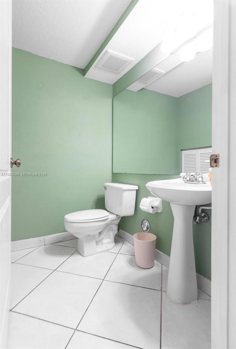 THE SHAMROCK CONDO · #203 in Miami - Photo 13