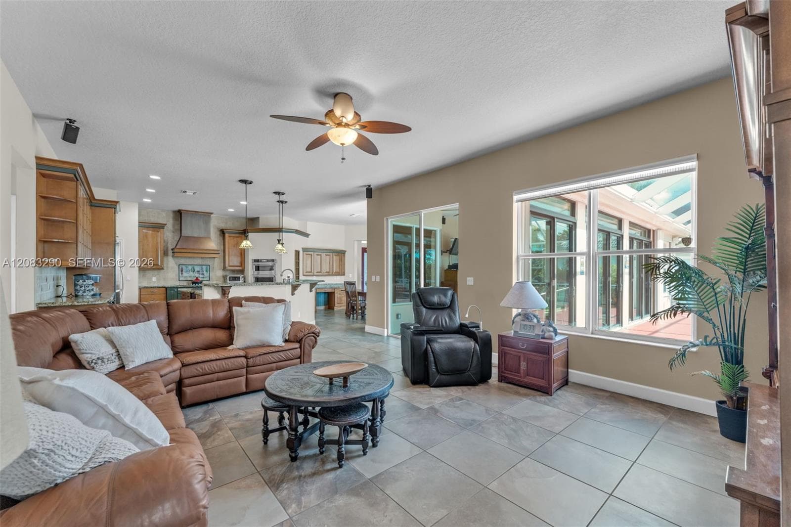 2825 Fairways Dr photo 13