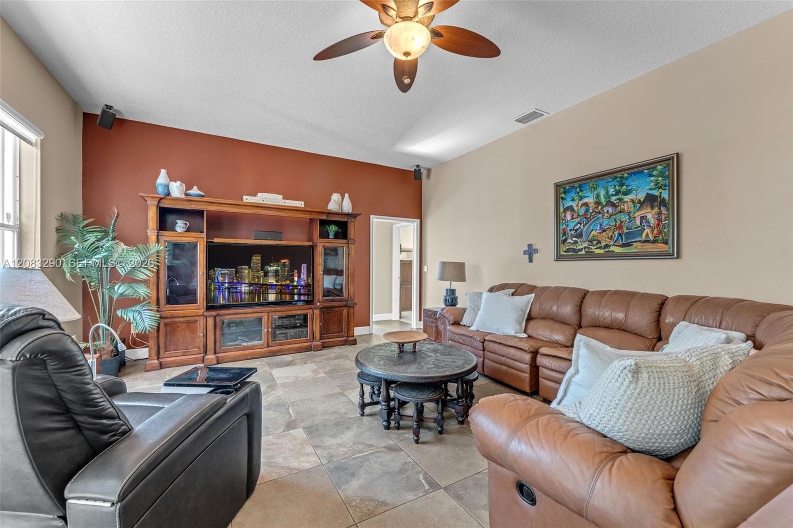 2825 Fairways Dr photo 12