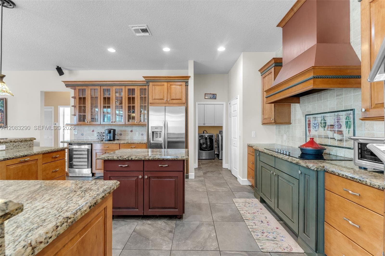 2825 Fairways Dr photo 7