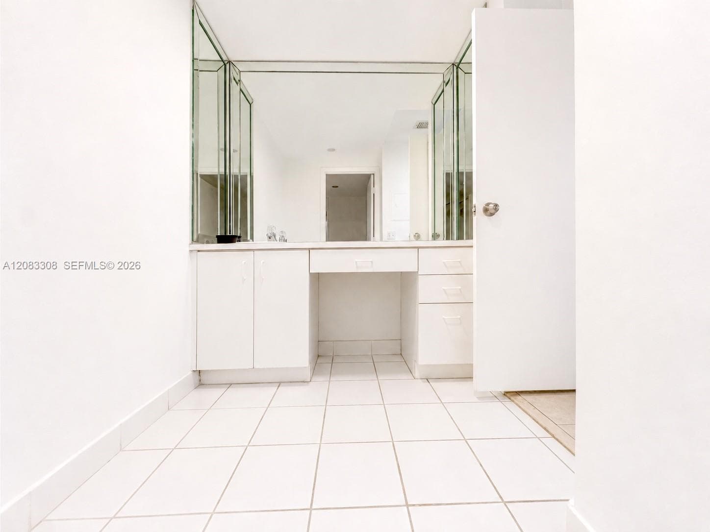 ALEXANDER TOWERS CONDO · #402 in Hollywood - Photo 35