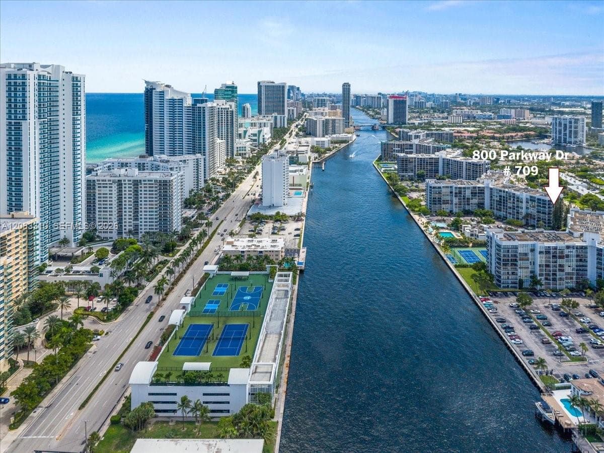 OCEANVIEW PARK CONDO · #709 in Hallandale Beach - Photo 2
