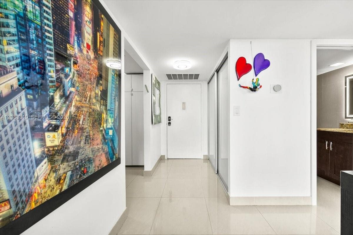 OCEANVIEW PARK CONDO · #709 in Hallandale Beach - Photo 71