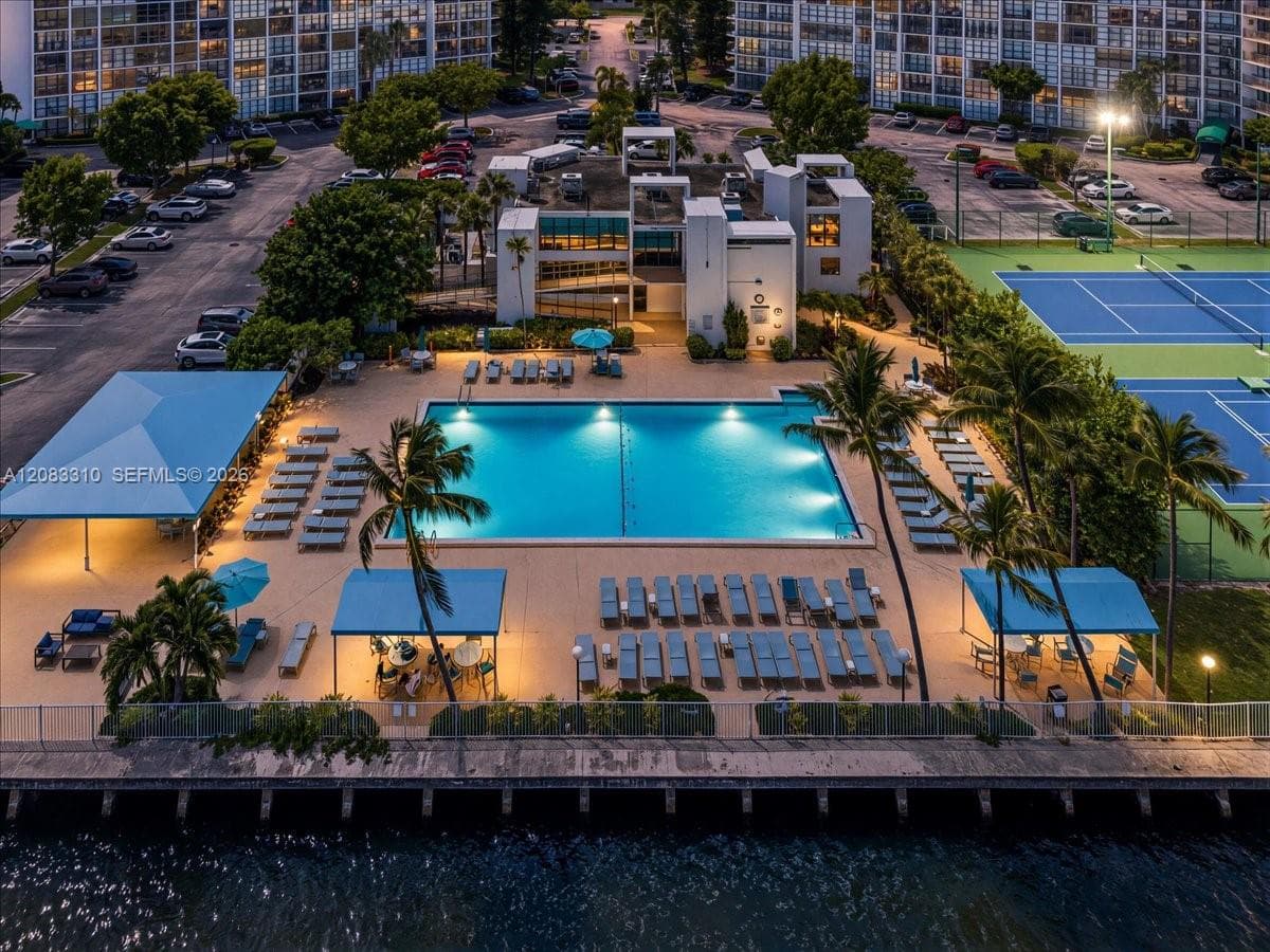 OCEANVIEW PARK CONDO · #709 in Hallandale Beach - Photo 54