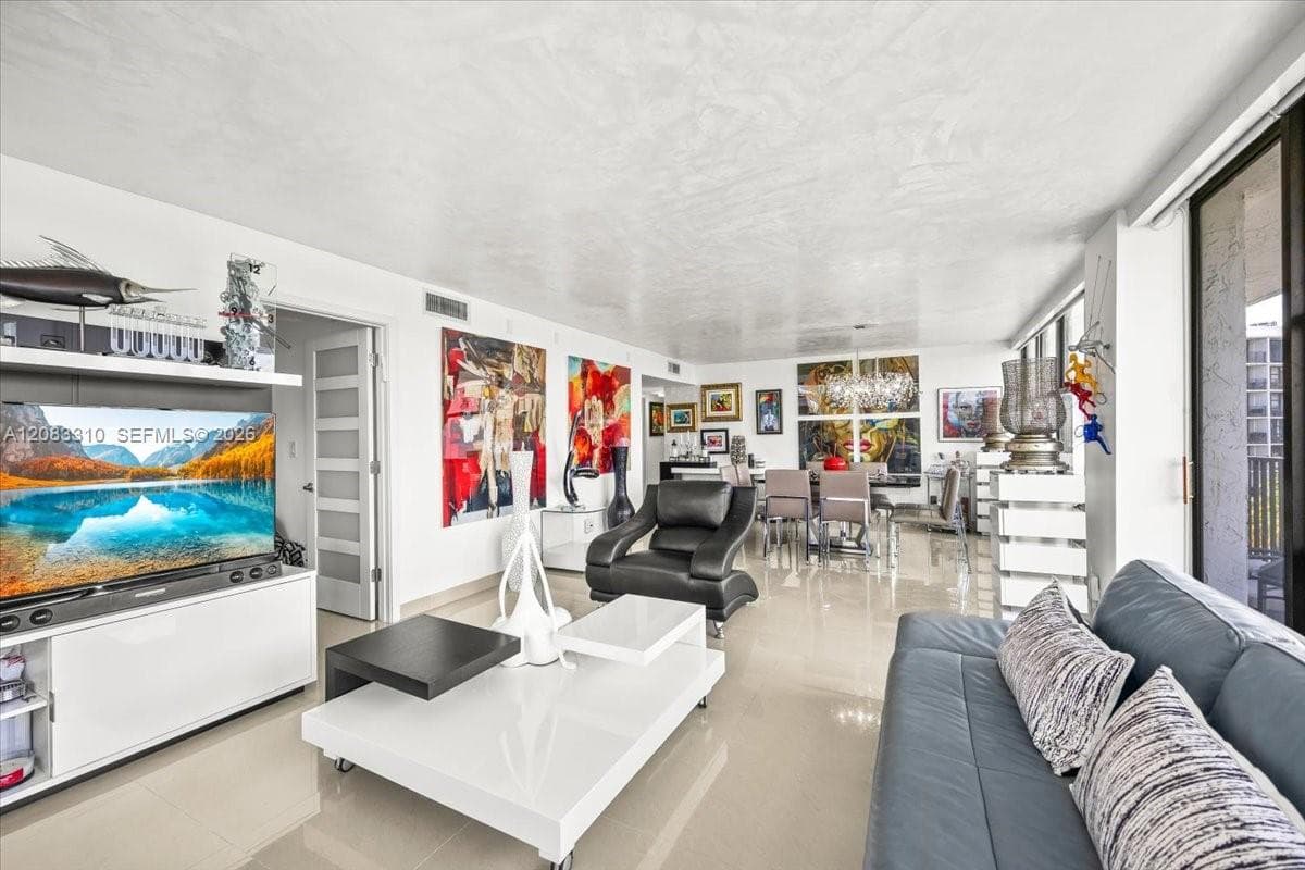 OCEANVIEW PARK CONDO · #709 in Hallandale Beach - Photo 48