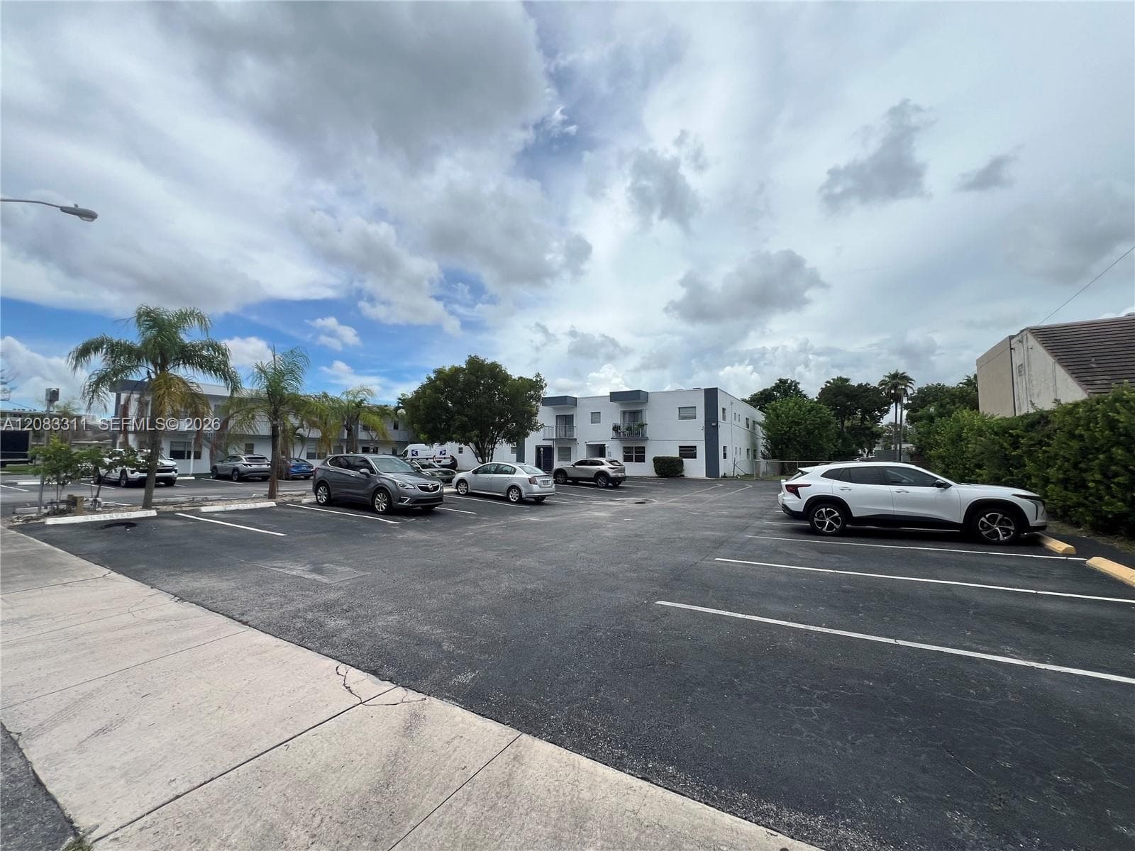 CRYSTAL CONDO · #106 in Hallandale Beach - Photo 22