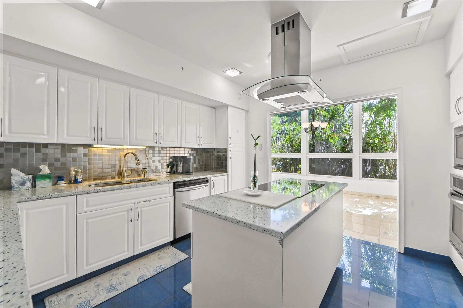 14 Kitchen 03