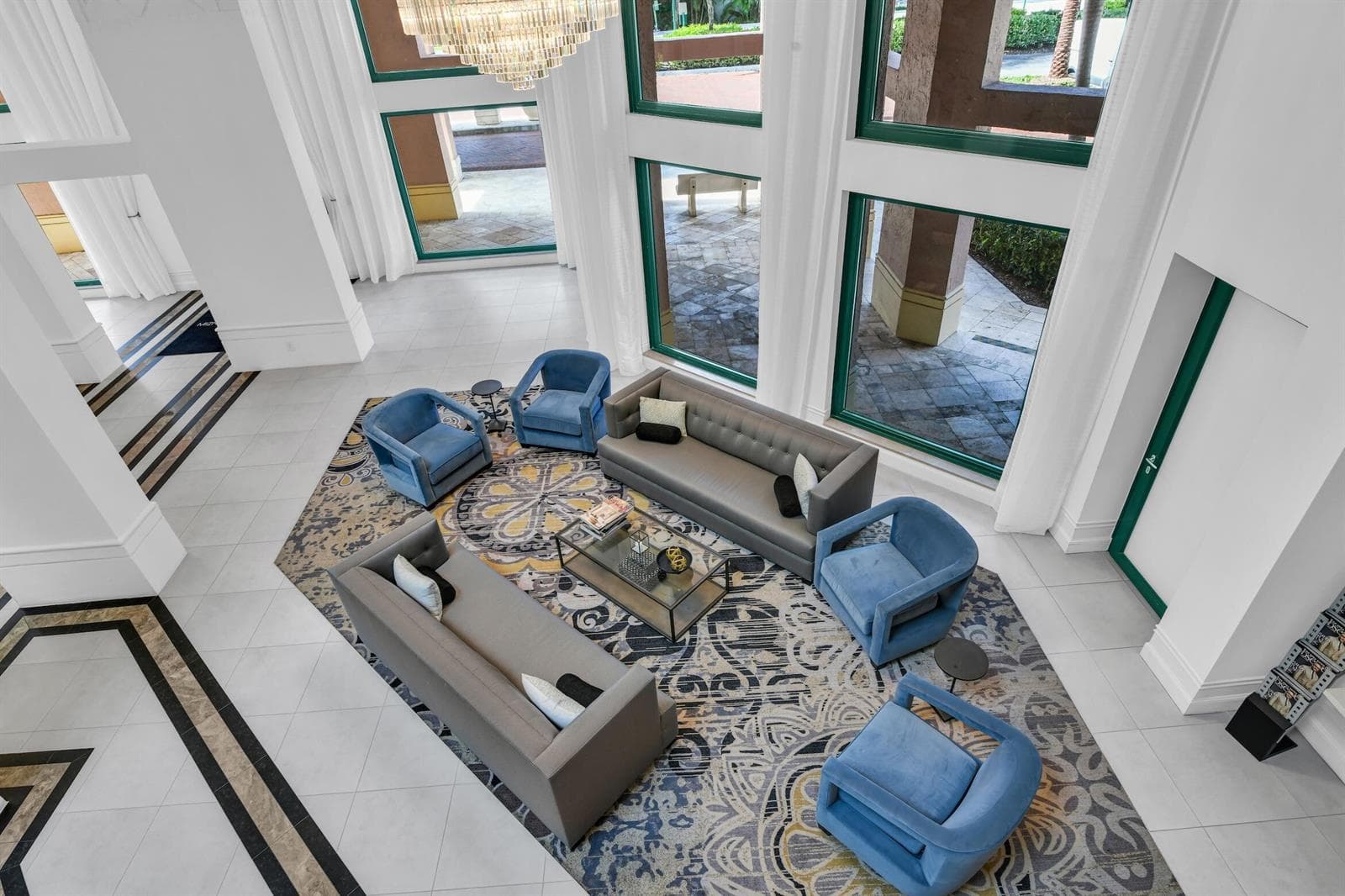 Mizner Court