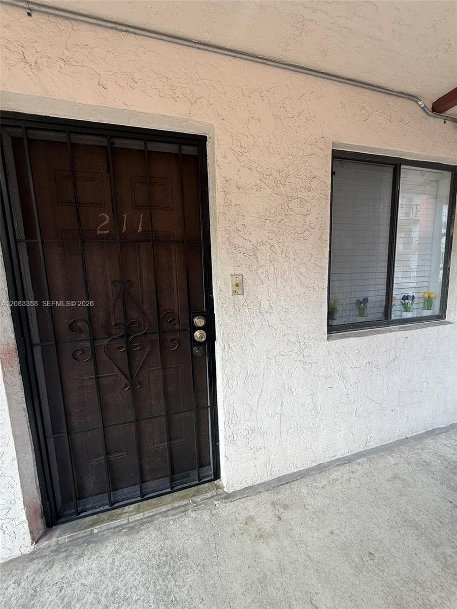 ALAMEDA TOWER 3 CONDO · #211 in Hialeah - Photo 2
