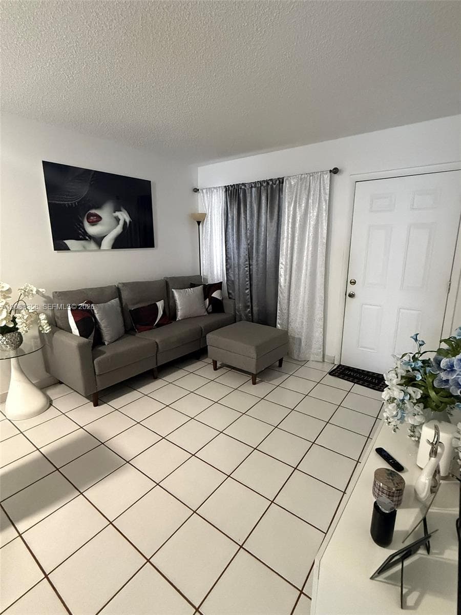 ALAMEDA TOWER 3 CONDO · #211 in Hialeah - Photo 1