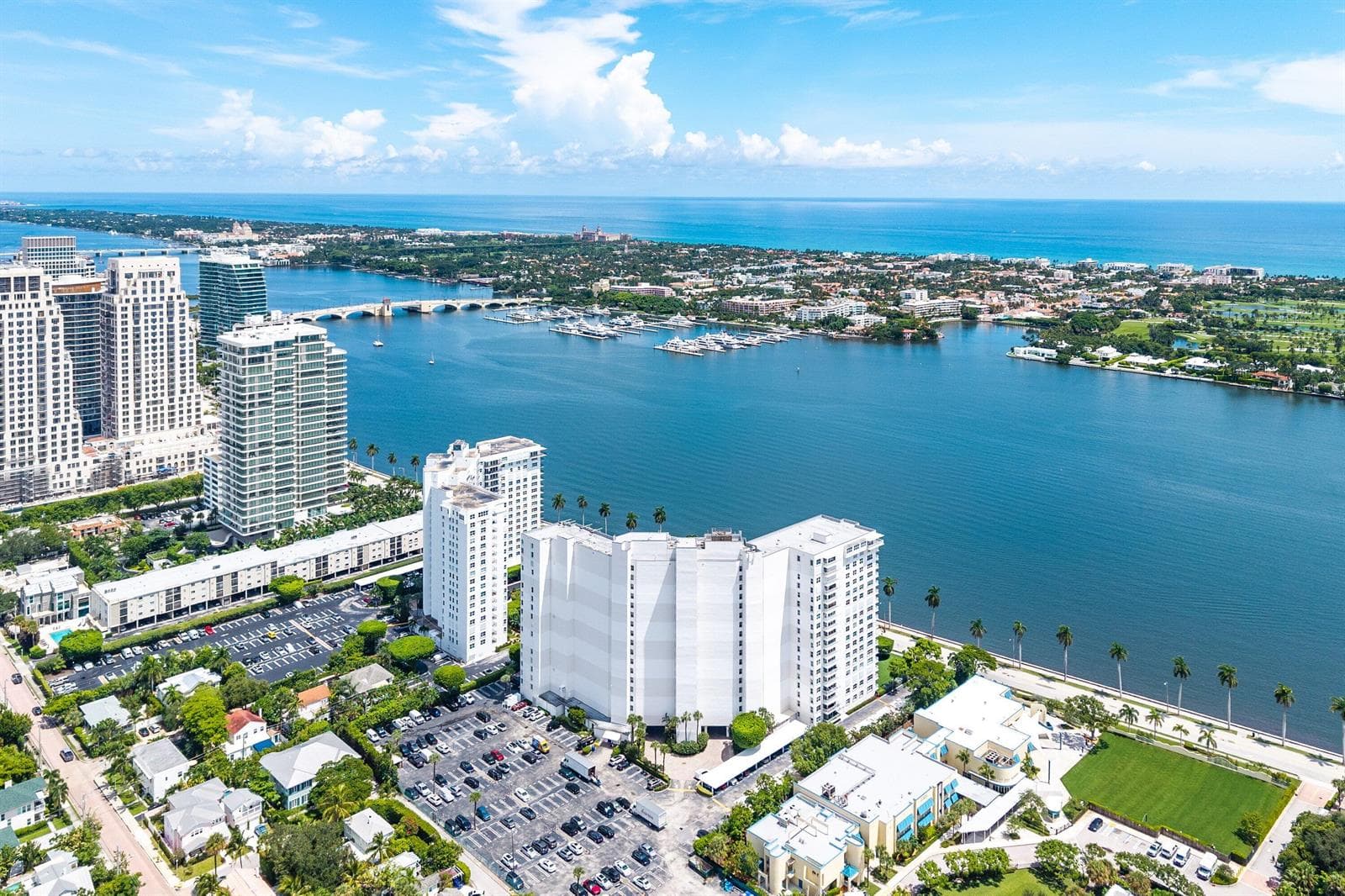032-1701SouthFlaglerDrive-408-WestPalmBe