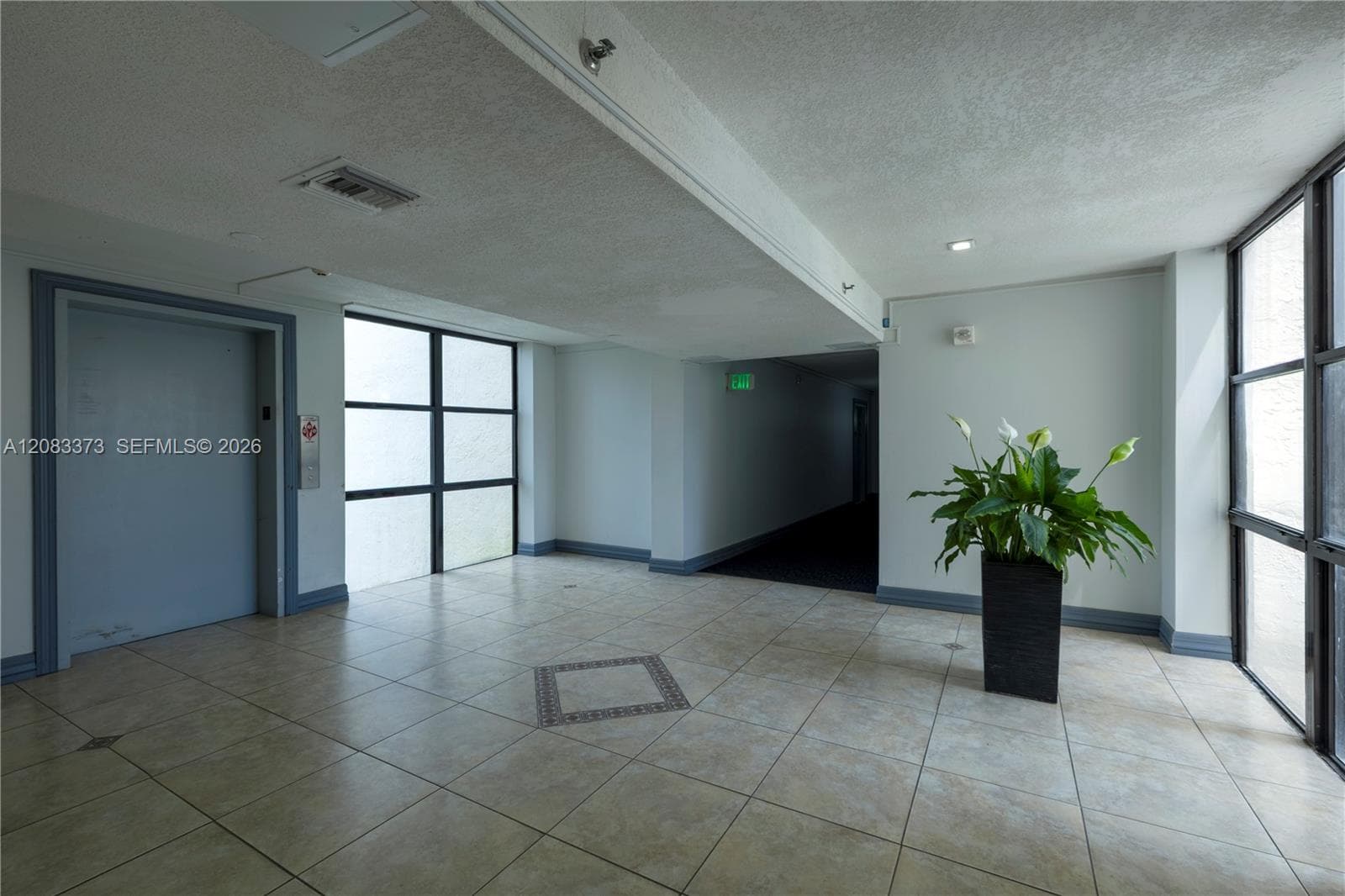 PLAZA OF AMERICAS · #716 in Sunny Isles Beach - Photo 5