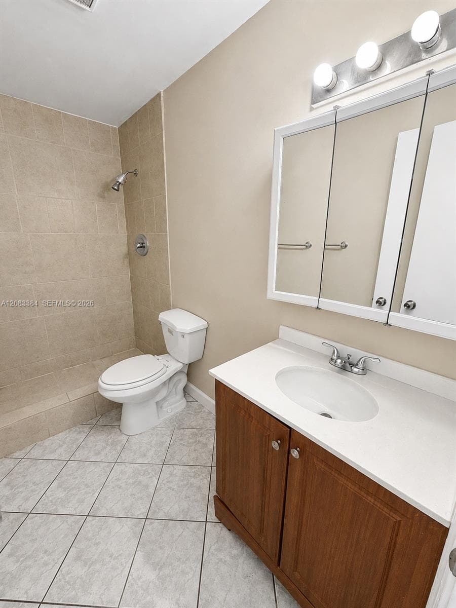 CRYSTAL LAKE 4061 CONDO · #106 in Pompano Beach - Photo 11