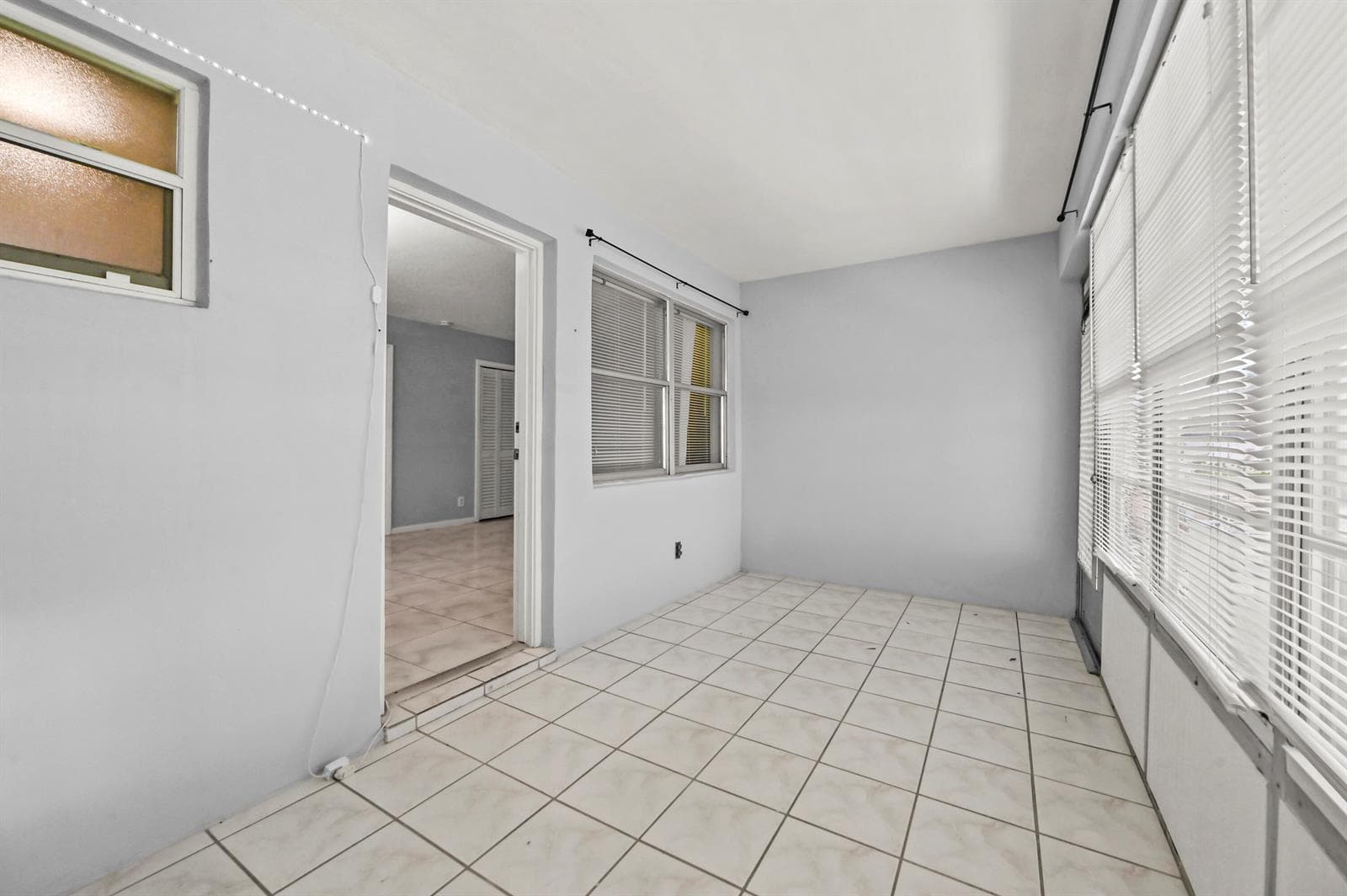 22 Patio 01