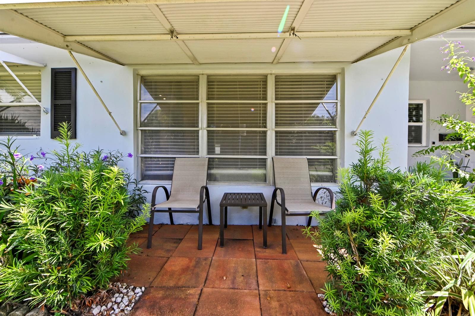 04 Patio 02