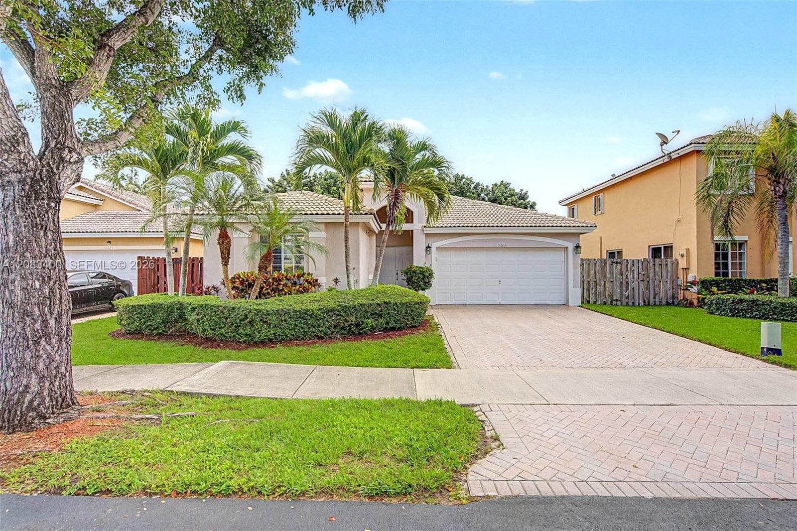 14033 SW 155 Ct photo 1
