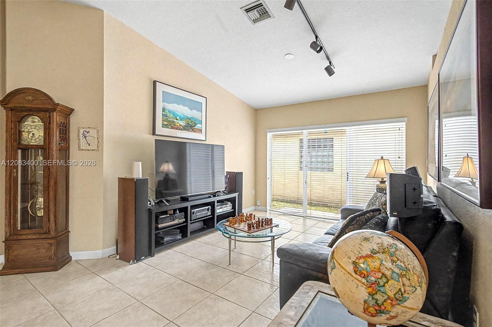 14033 SW 155 Ct photo 9