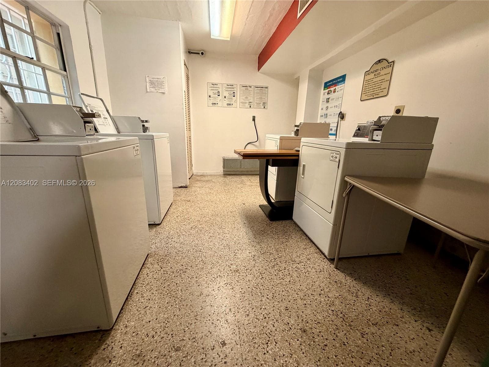 Laundry Facio