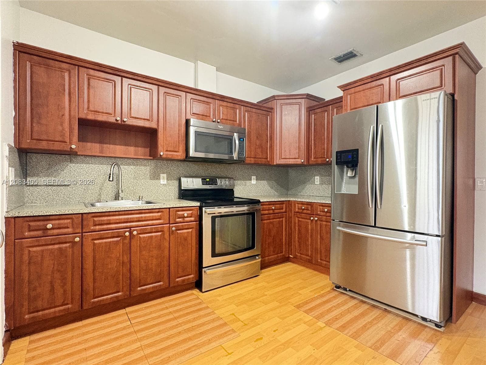 700 SW 51st Ave #. photo 6