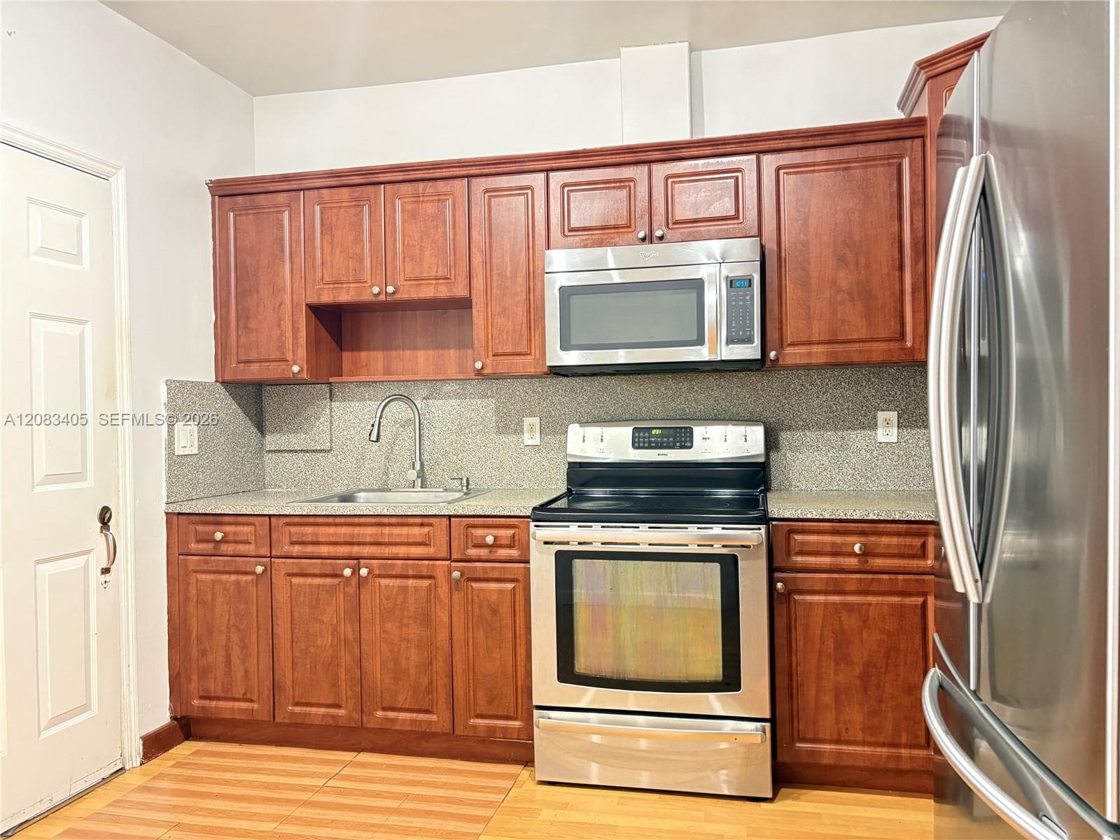 700 SW 51st Ave #. photo 5