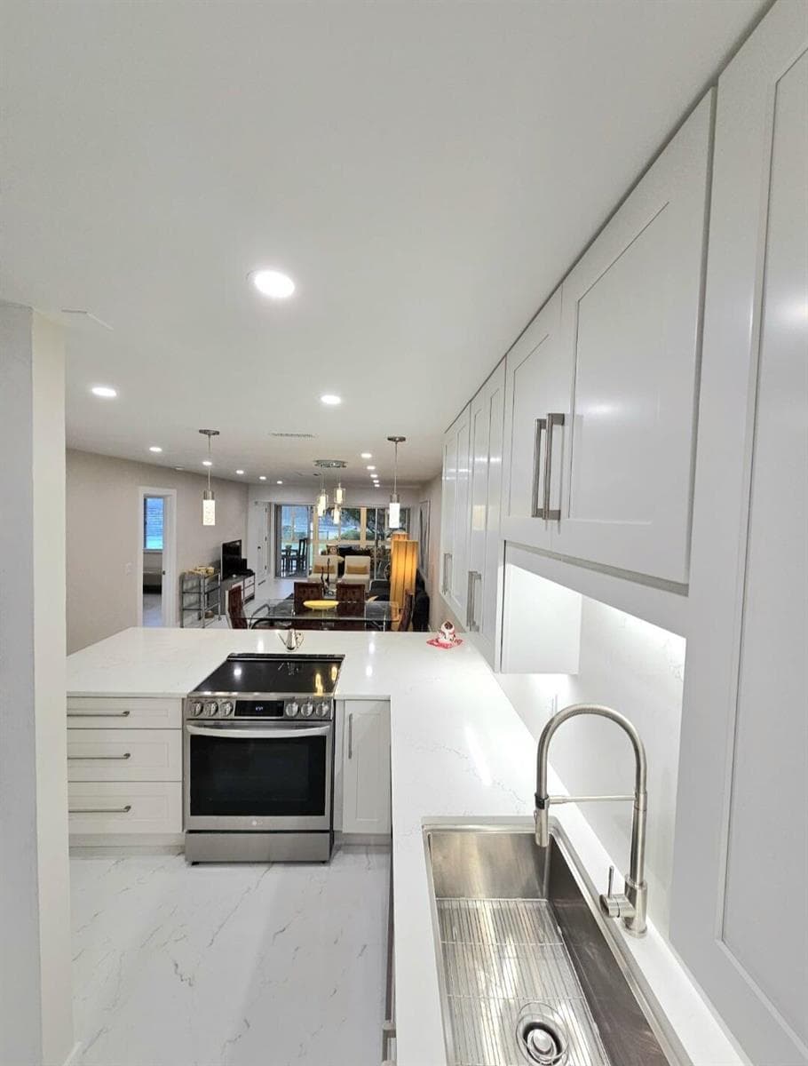 Designer Gourmet Kitchen