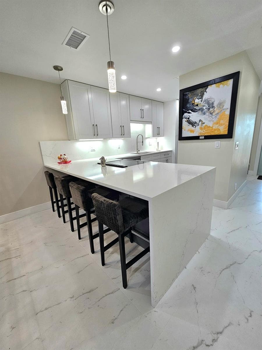 Oversized Quartz Penisula with Waterfall