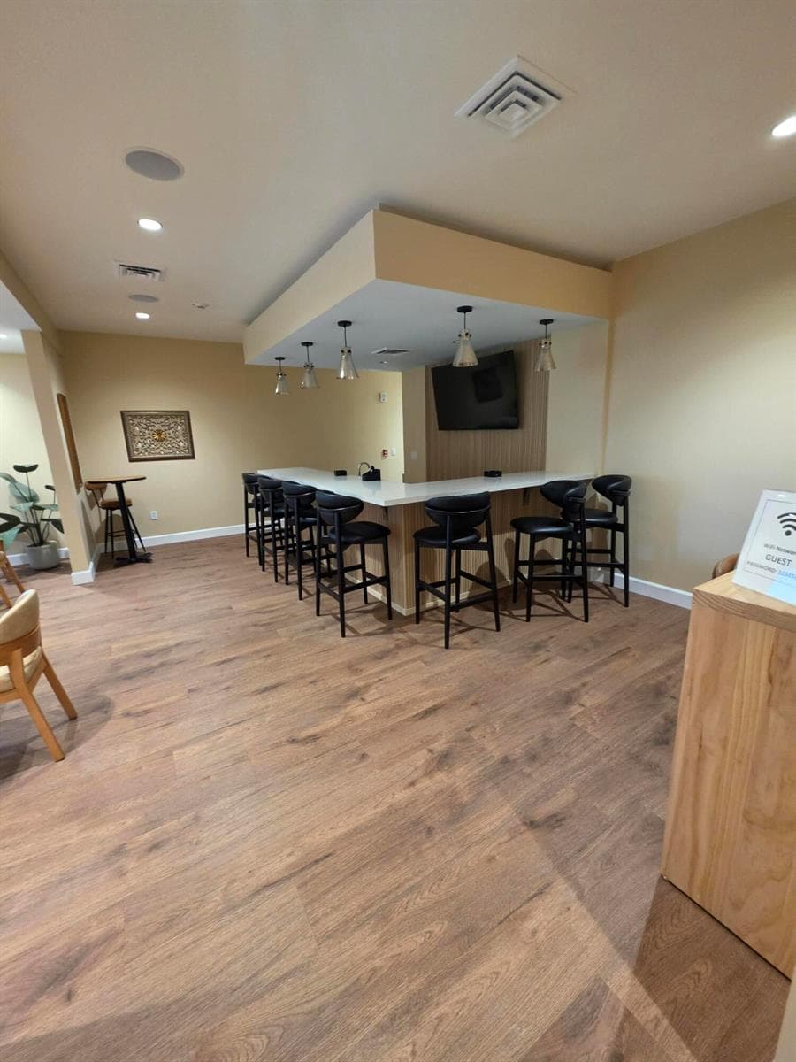 Bar and meeting room