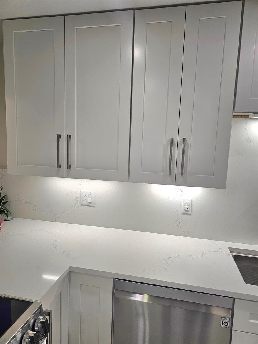 Custom Under Cabinet lighting
