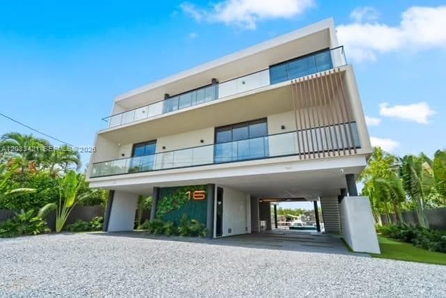 16 S Exuma Rd photo 11