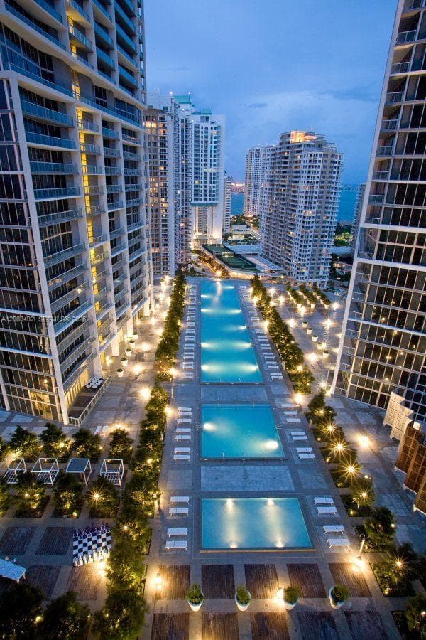 Icon Brickell II · #2611 in Miami - Photo 17