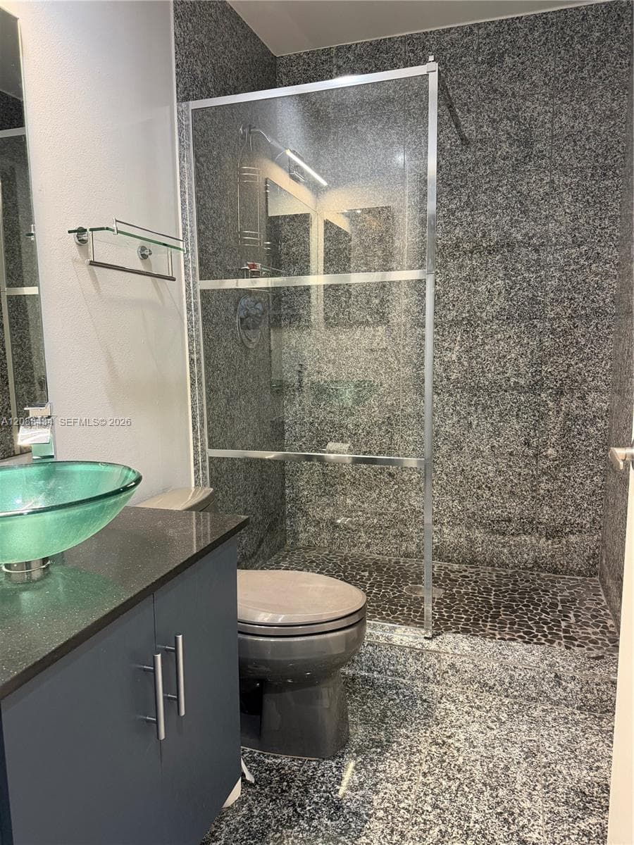 Hall Bathroom