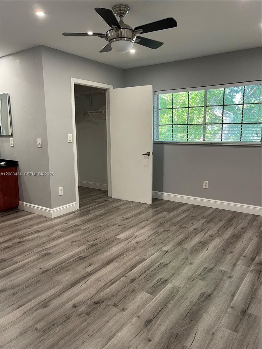 CHATEAU DE VILLE CONDO · #304E in Dania Beach - Photo 7