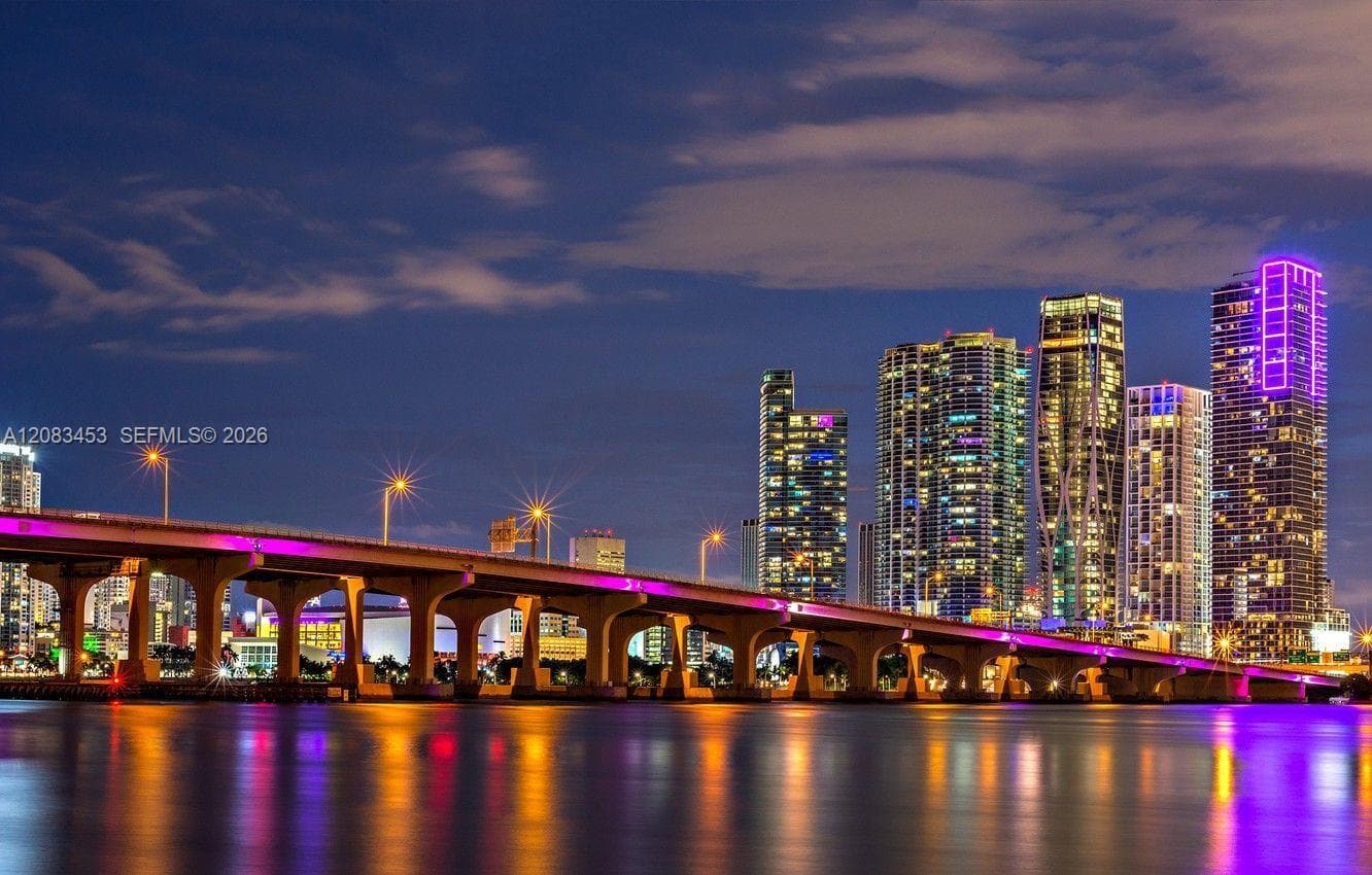 Miami by Night!