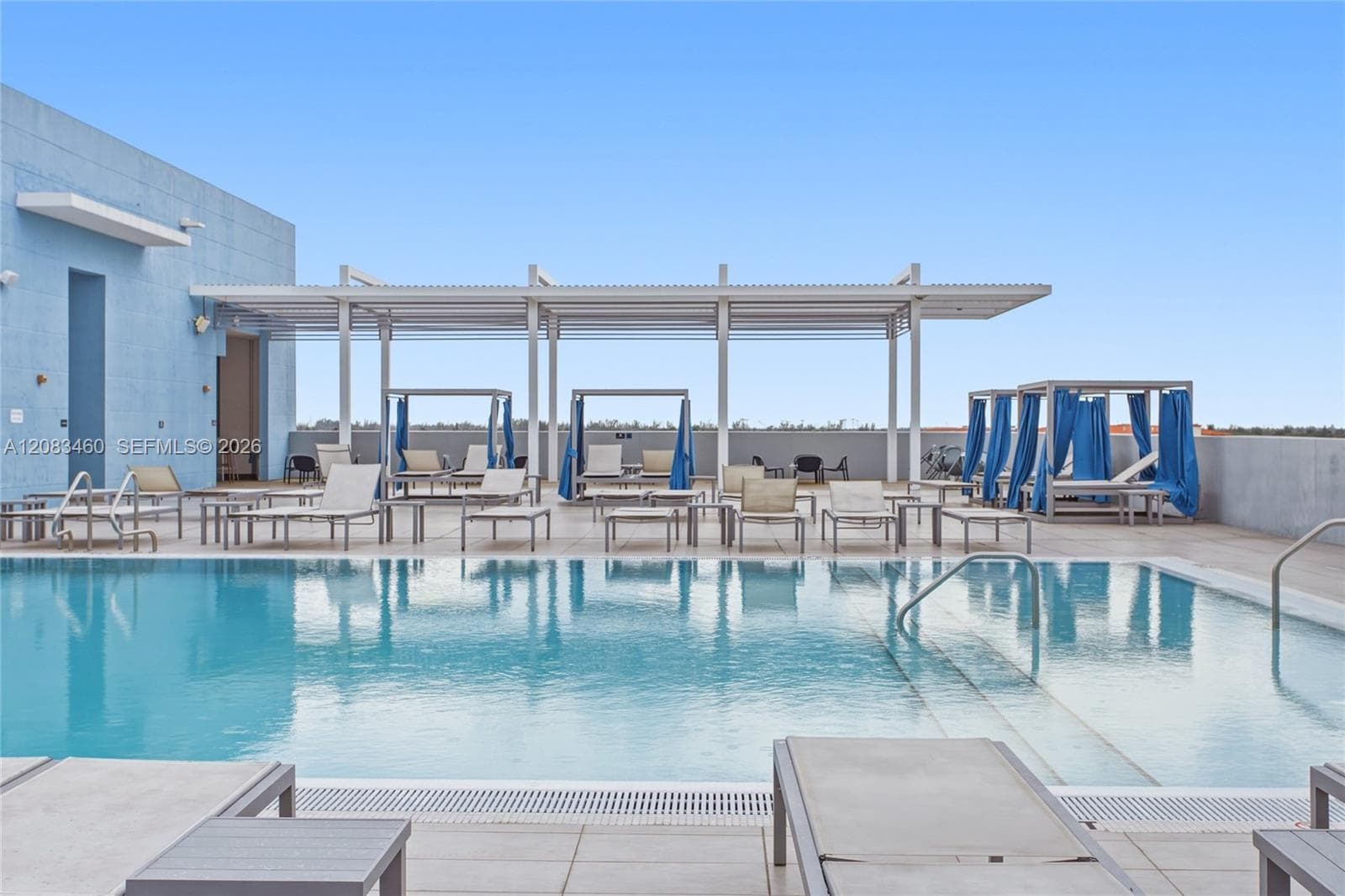 MIDTOWN AL DORAL · #716 in Doral - Photo 15