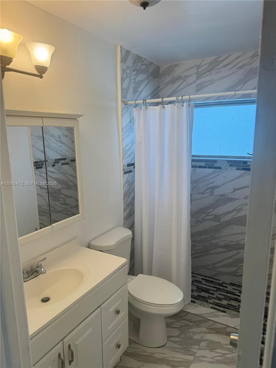 PELL MANOR CONDO · #12A in Hollywood - Photo 5