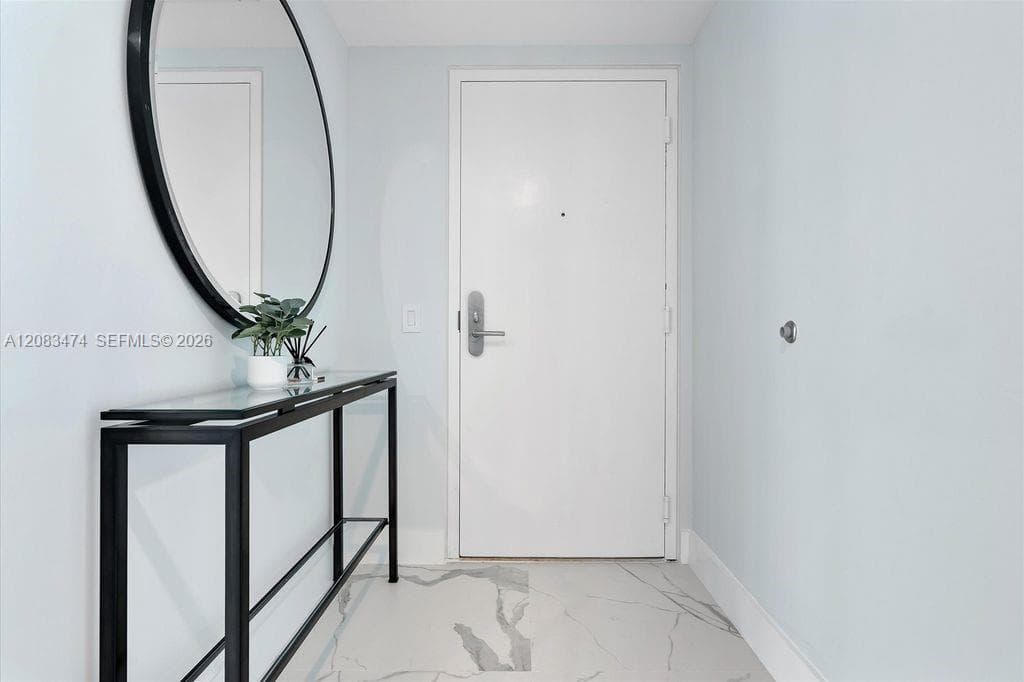 Carillon Miami Beach · #1008 in Miami Beach - Photo 3