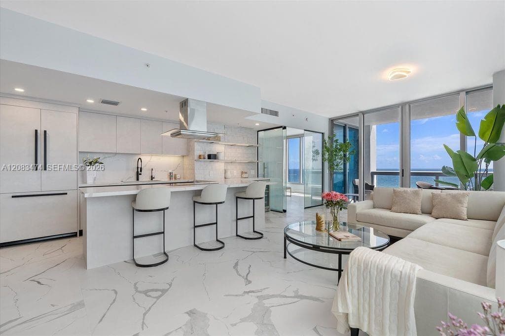 Carillon Miami Beach · #1008 in Miami Beach - Photo 5