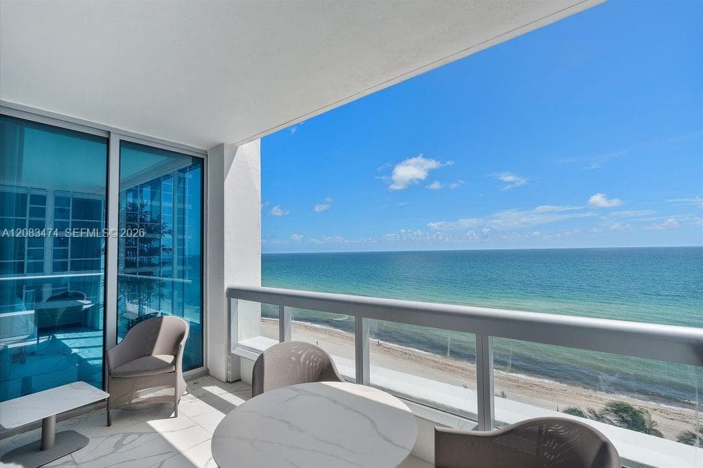 Carillon Miami Beach · #1008 in Miami Beach - Photo 11