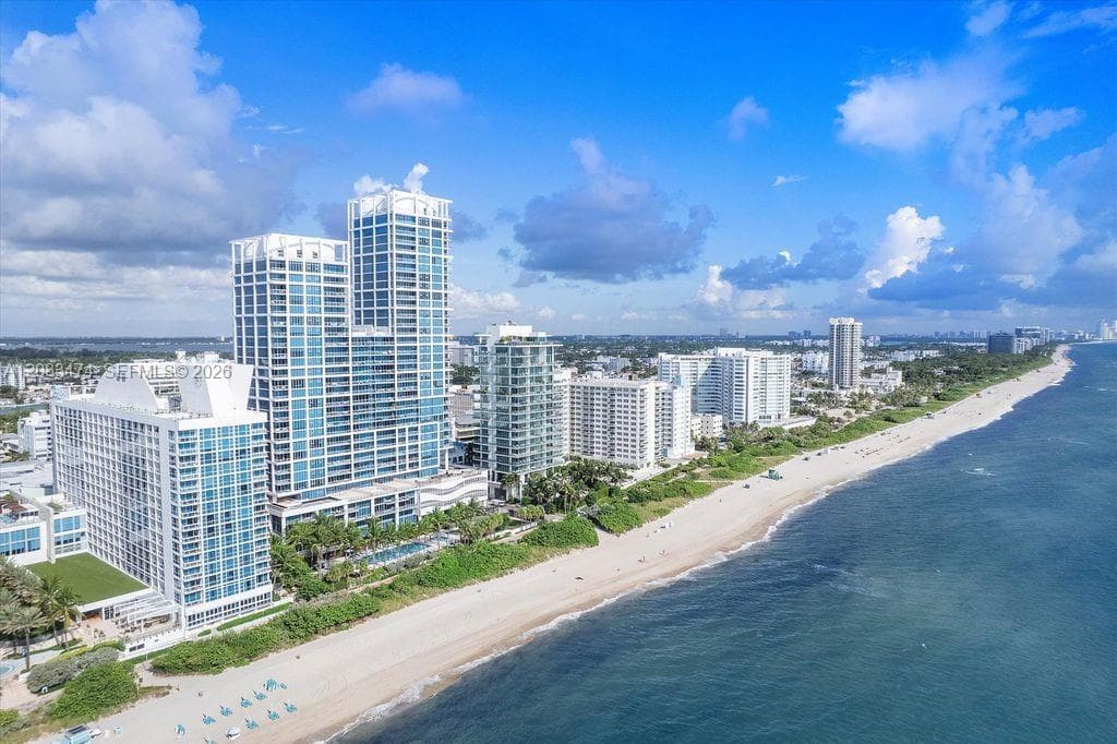 Carillon Miami Beach · #1008 in Miami Beach - Photo 31