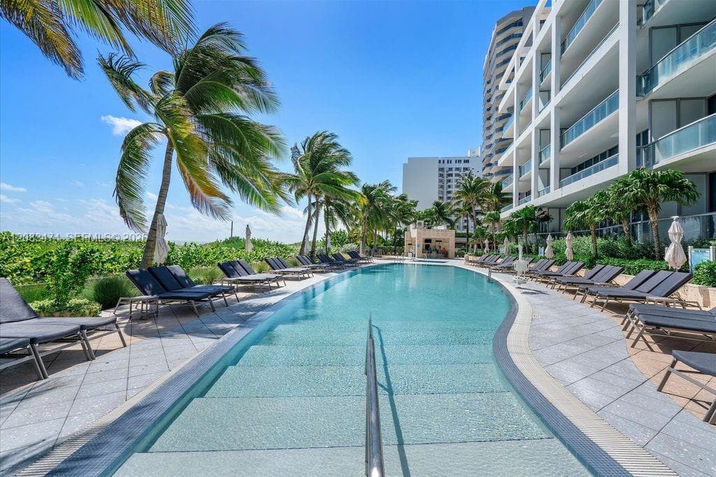 Carillon Miami Beach · #1008 in Miami Beach - Photo 39