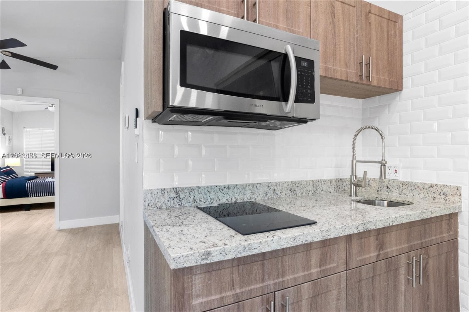 515 SW 12th St #2 photo 12