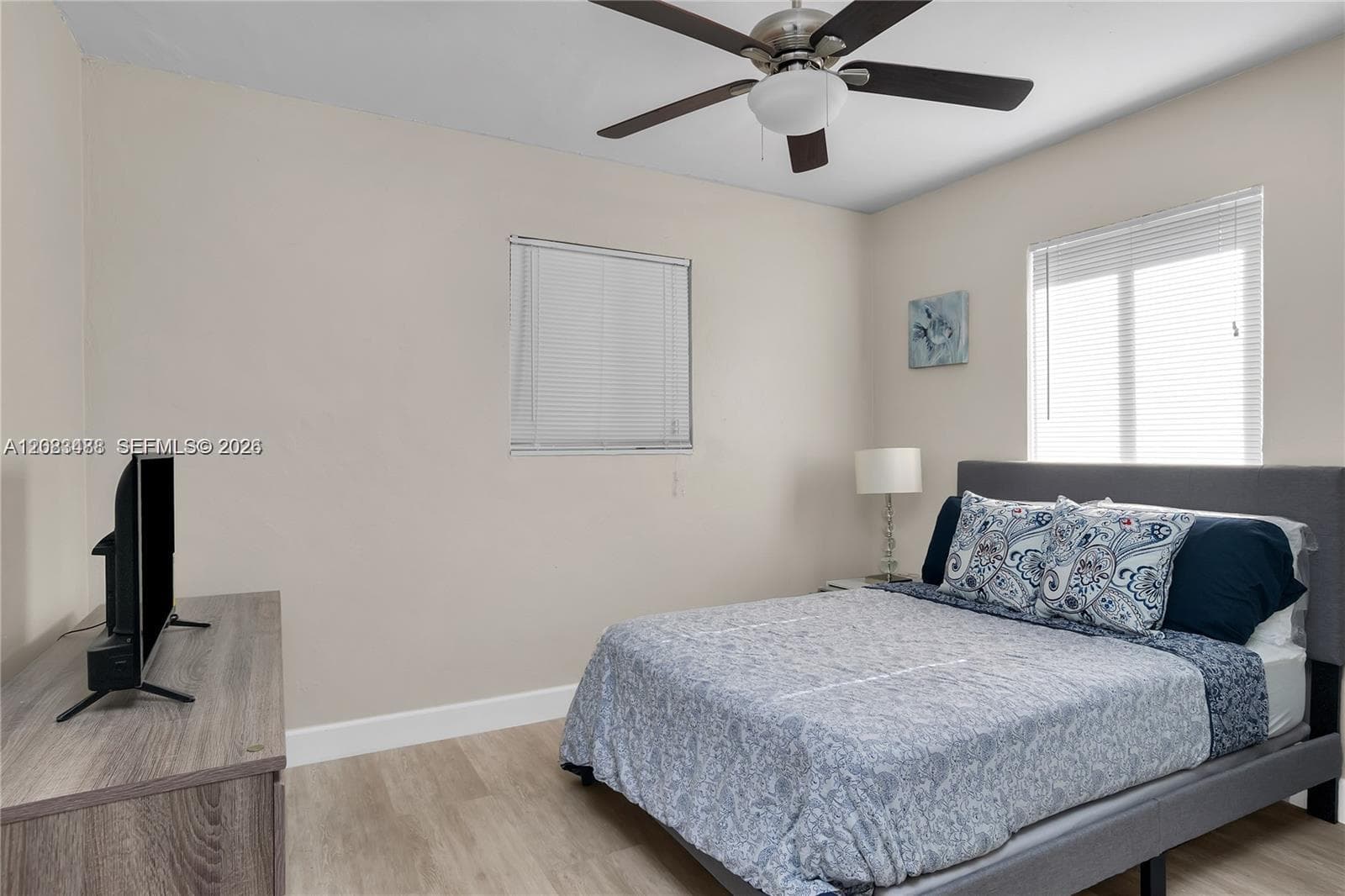 515 SW 12th St #2 photo 24