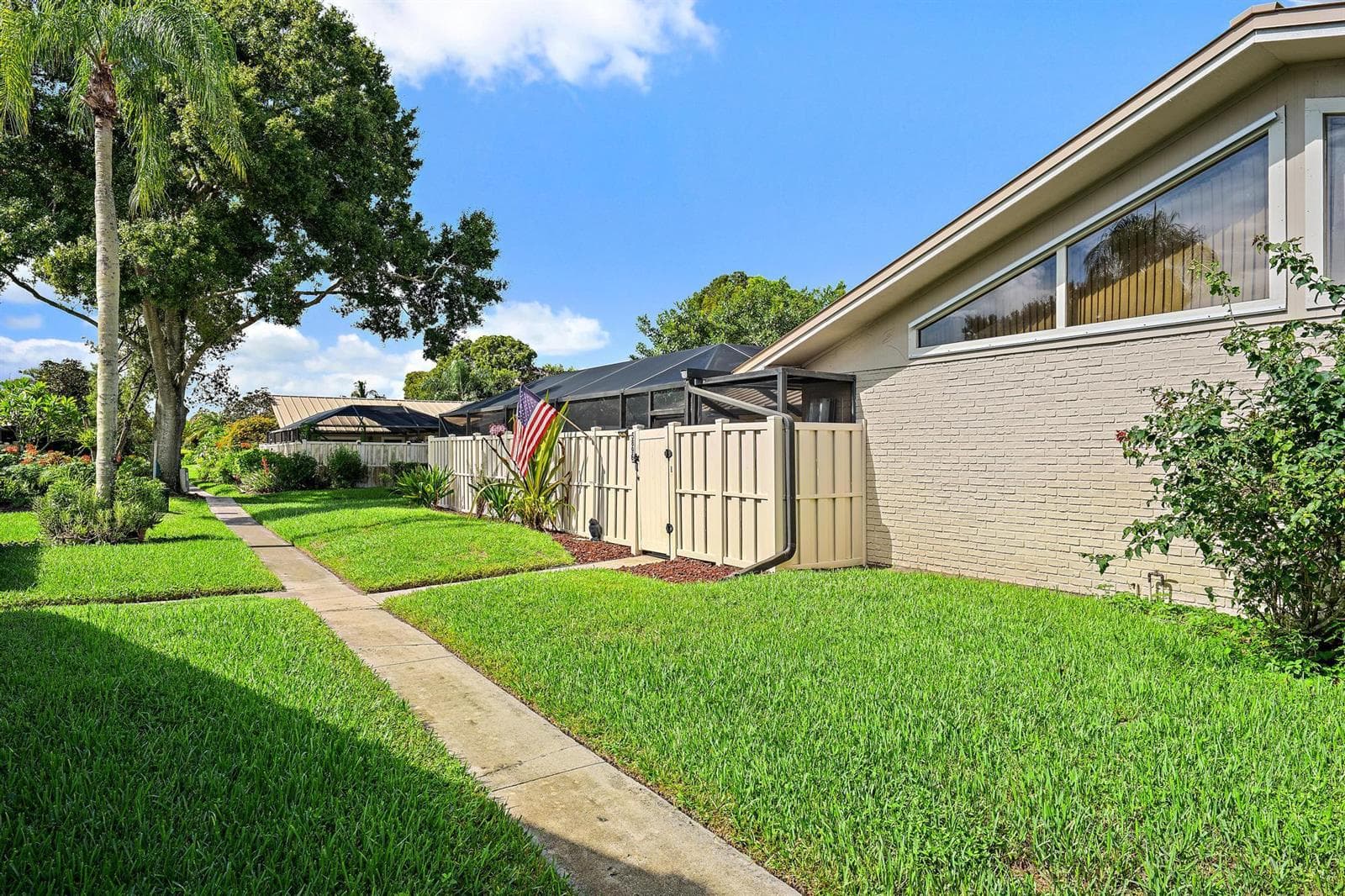 5896 Golden Eagle Cir-19