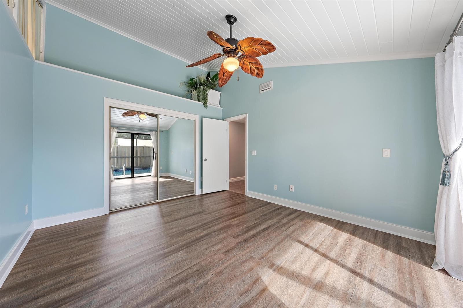 5896 Golden Eagle Cir-2
