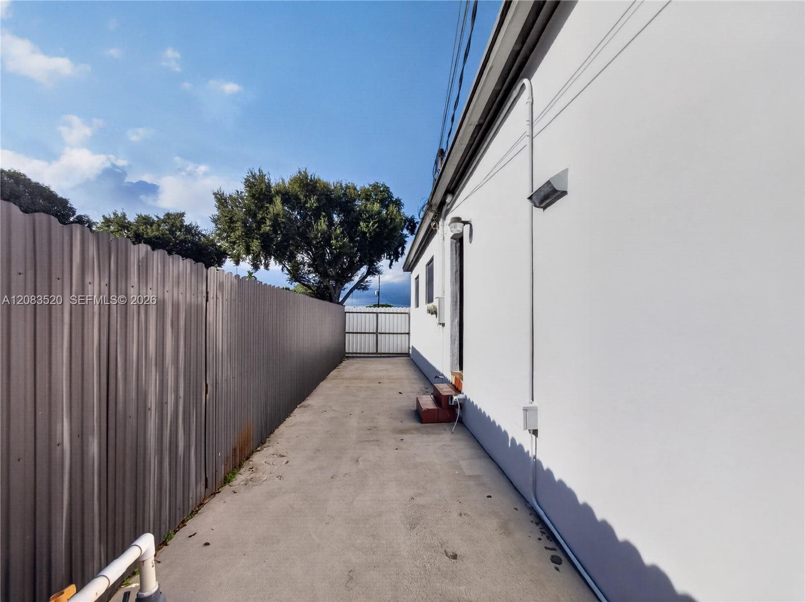 6240 SW 20th Ter photo 25