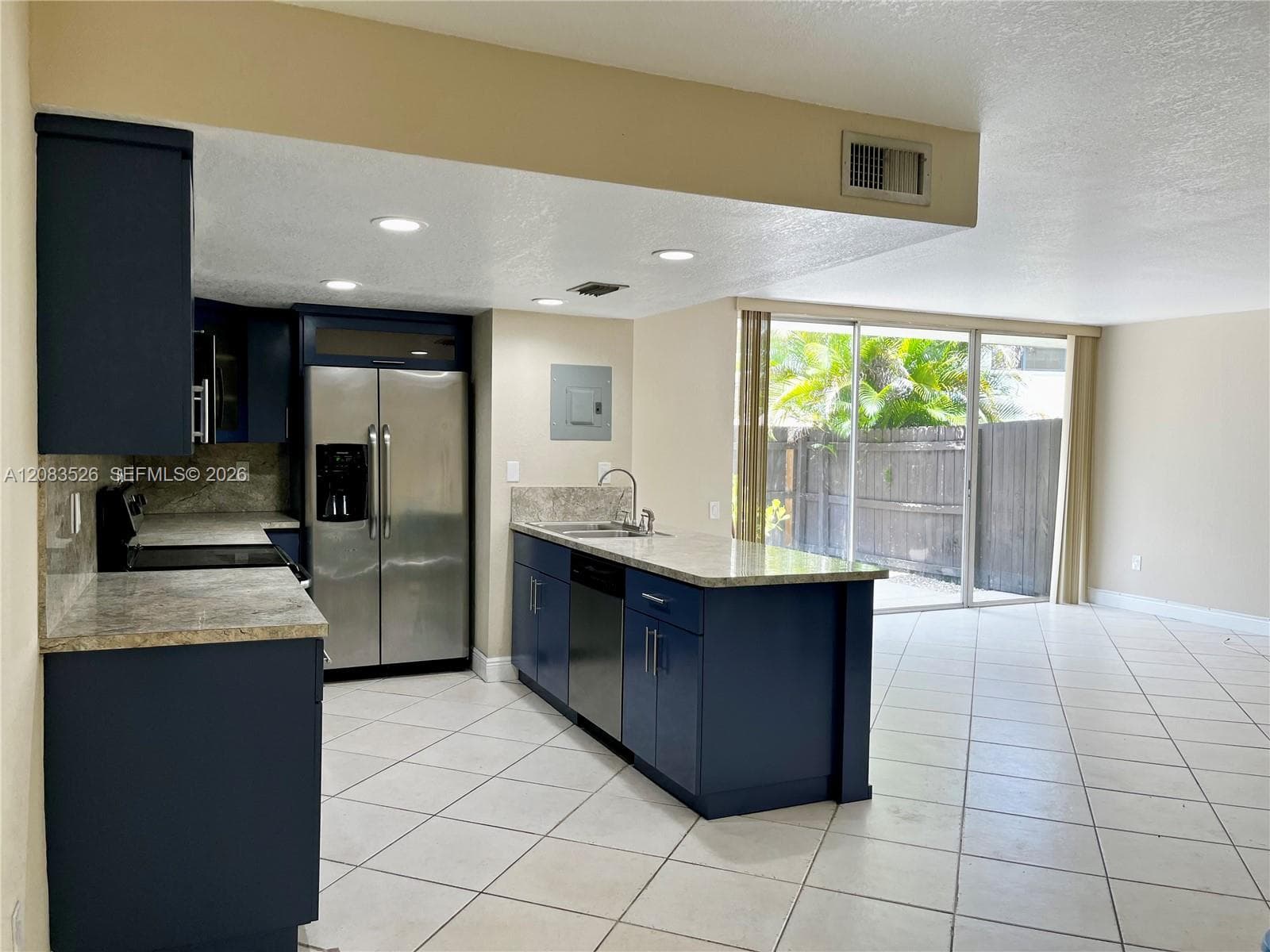 7015 SW 111th Pl photo 2