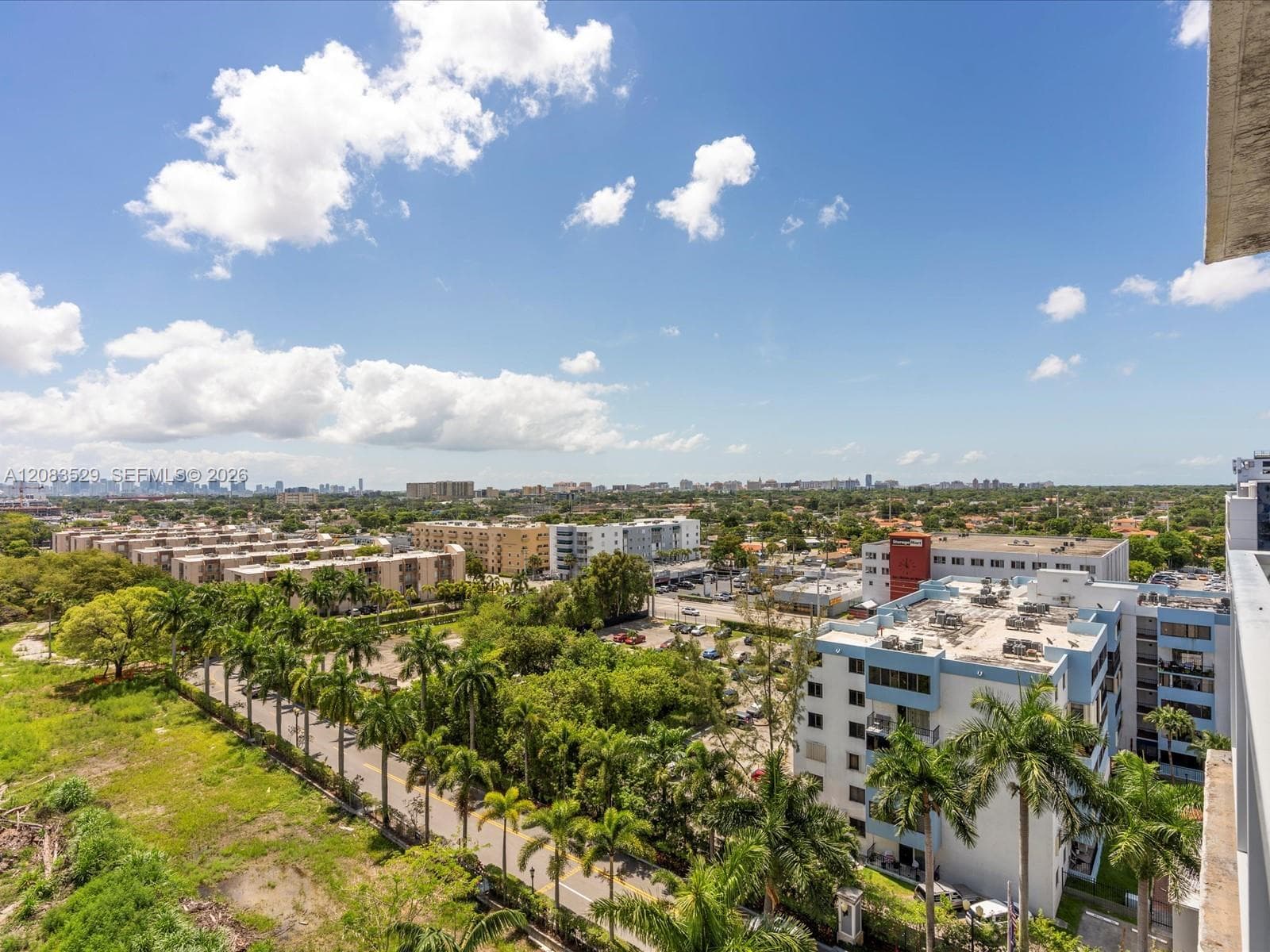 BLUE LAGOON CONDO · #1117 in Miami - Photo 36