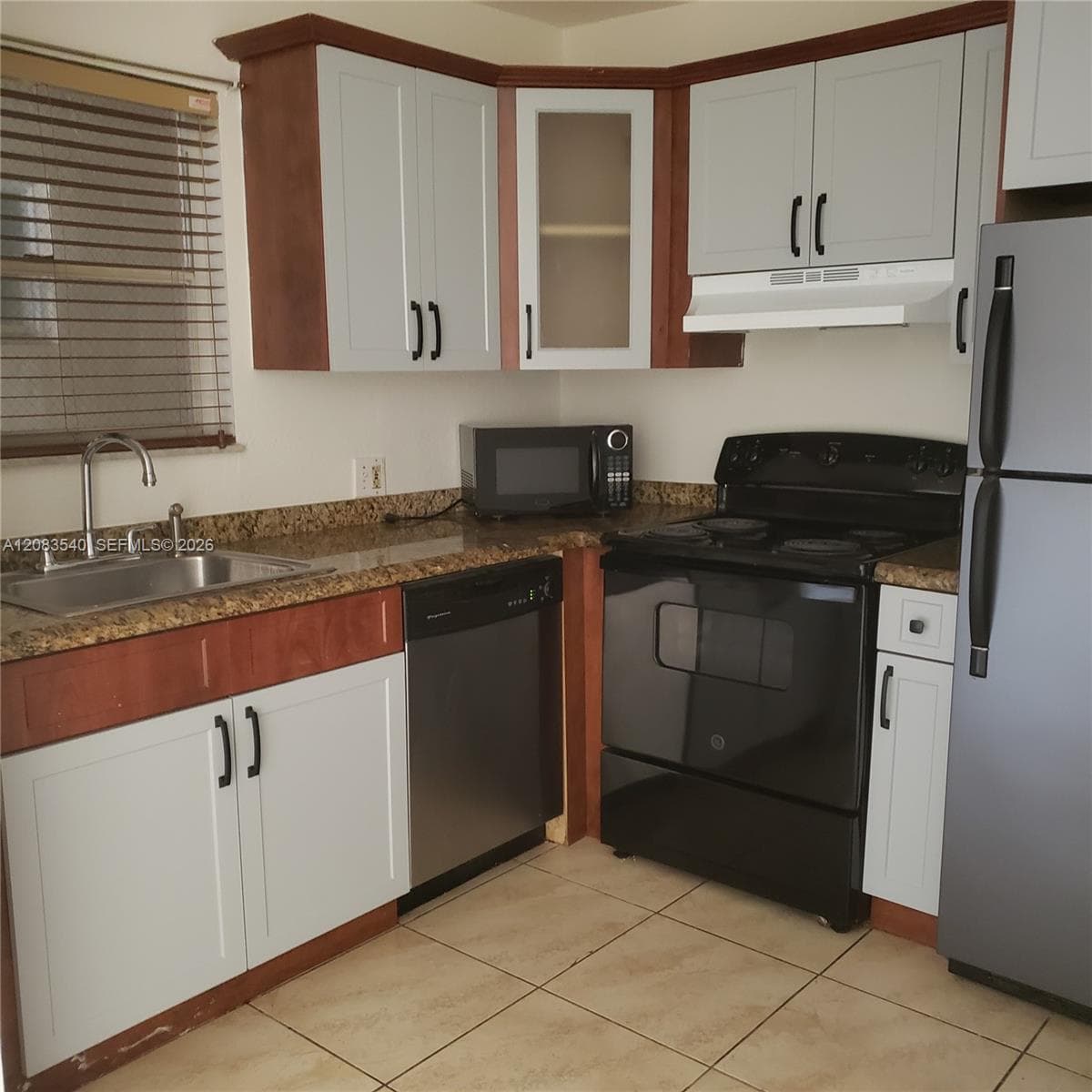 MOFFETT PLACE CONDO · #110 in Hallandale Beach - Photo 2