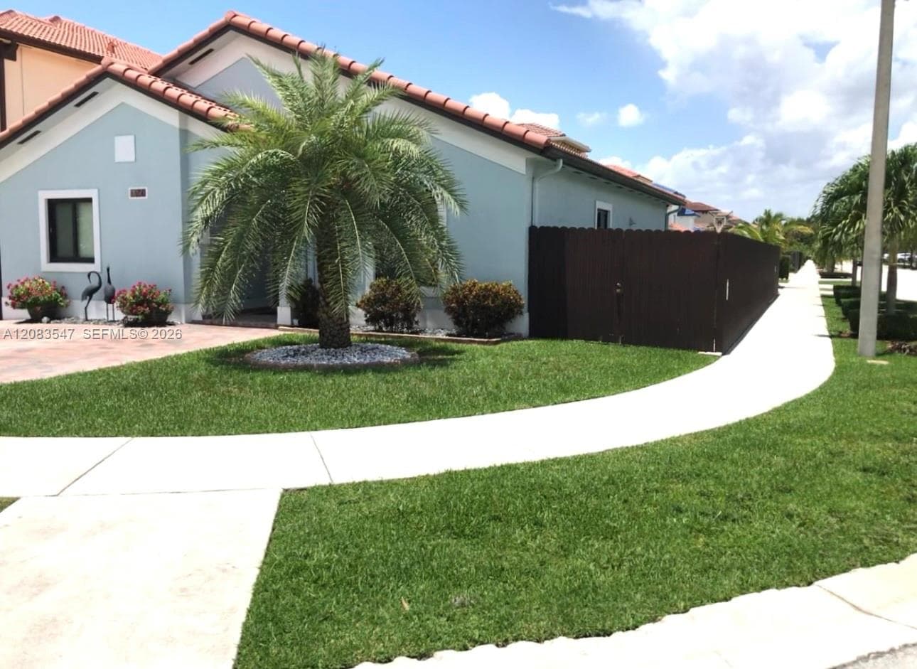 4400 SW 164th Path photo 2