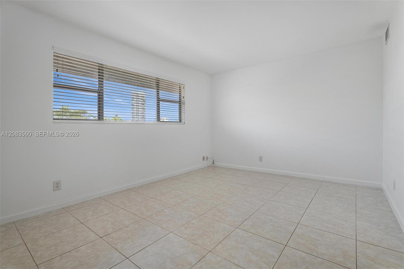 PARADISE BY THE SEA CONDO · #304 in Hallandale Beach - Photo 16